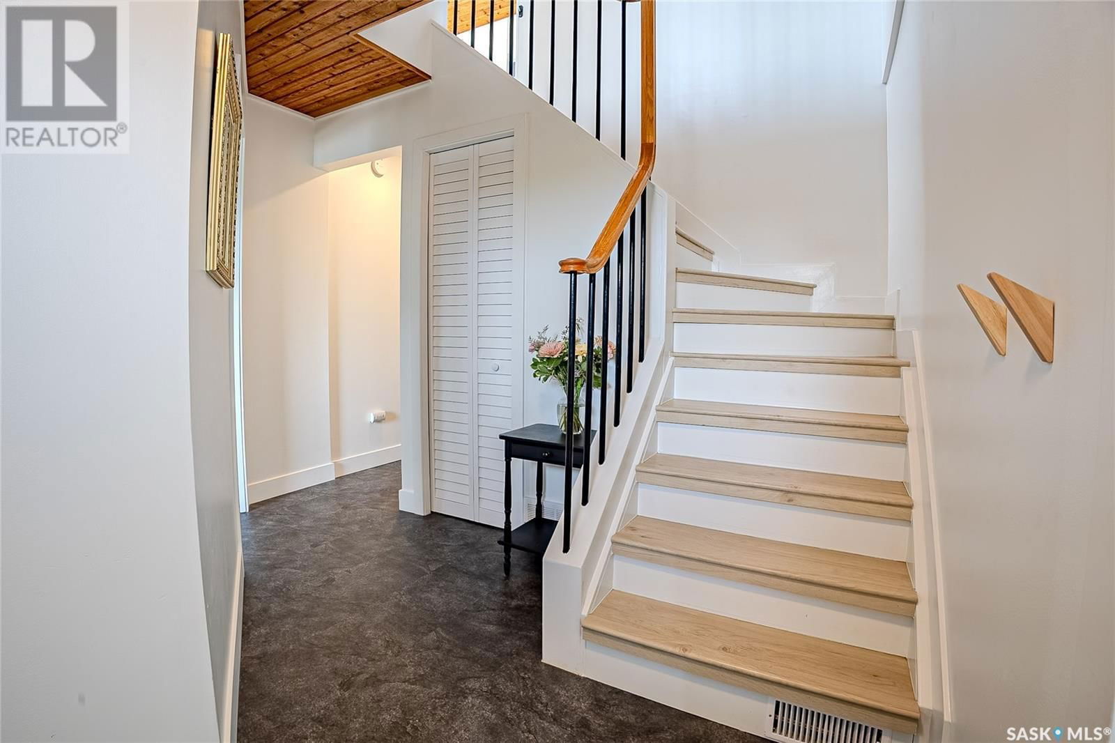 37 SUMMERFELDT DRIVE Image 17