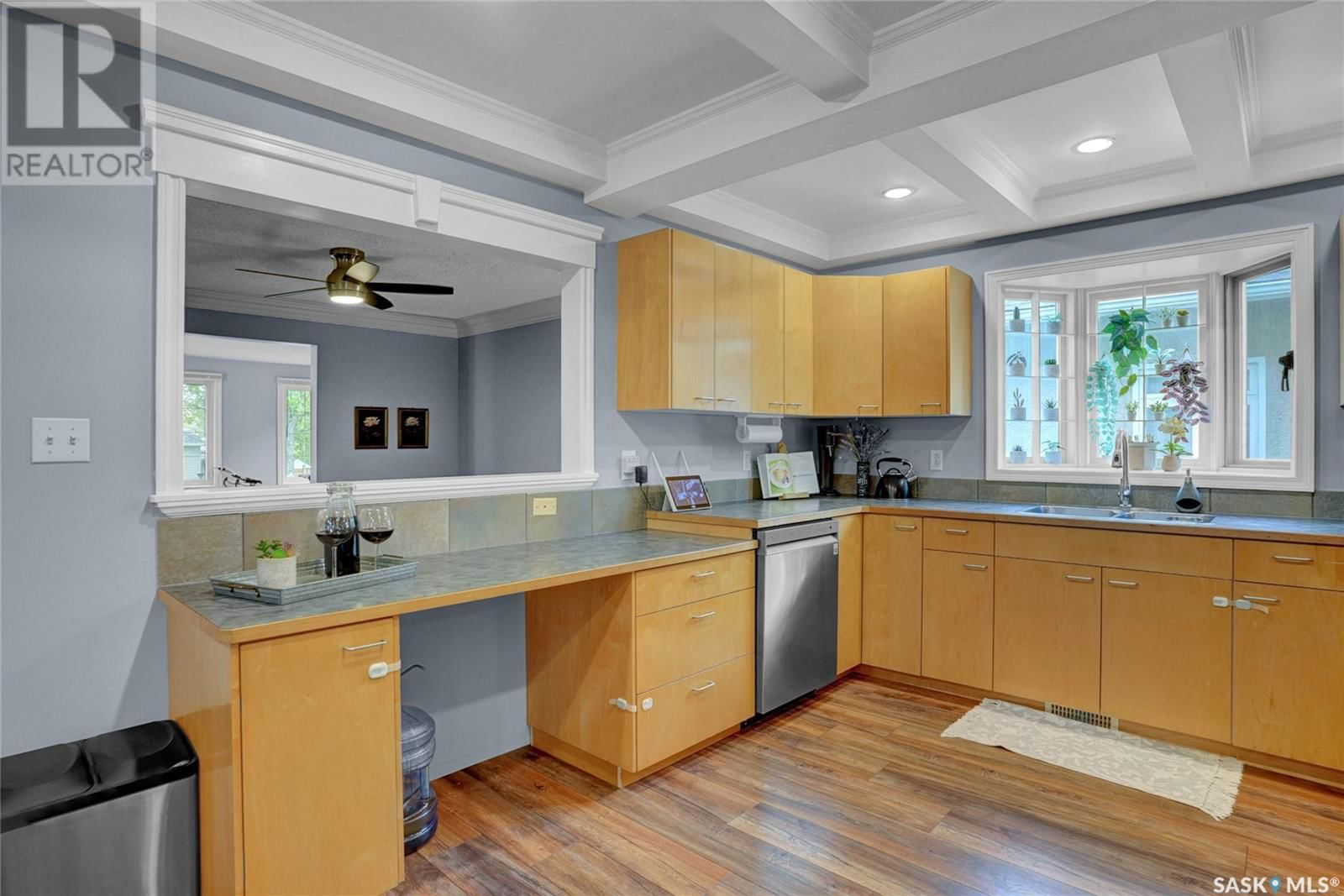 882 CONNAUGHT AVENUE Image 20
