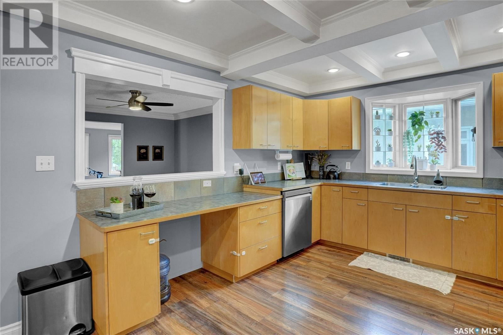882 CONNAUGHT AVENUE Image 21