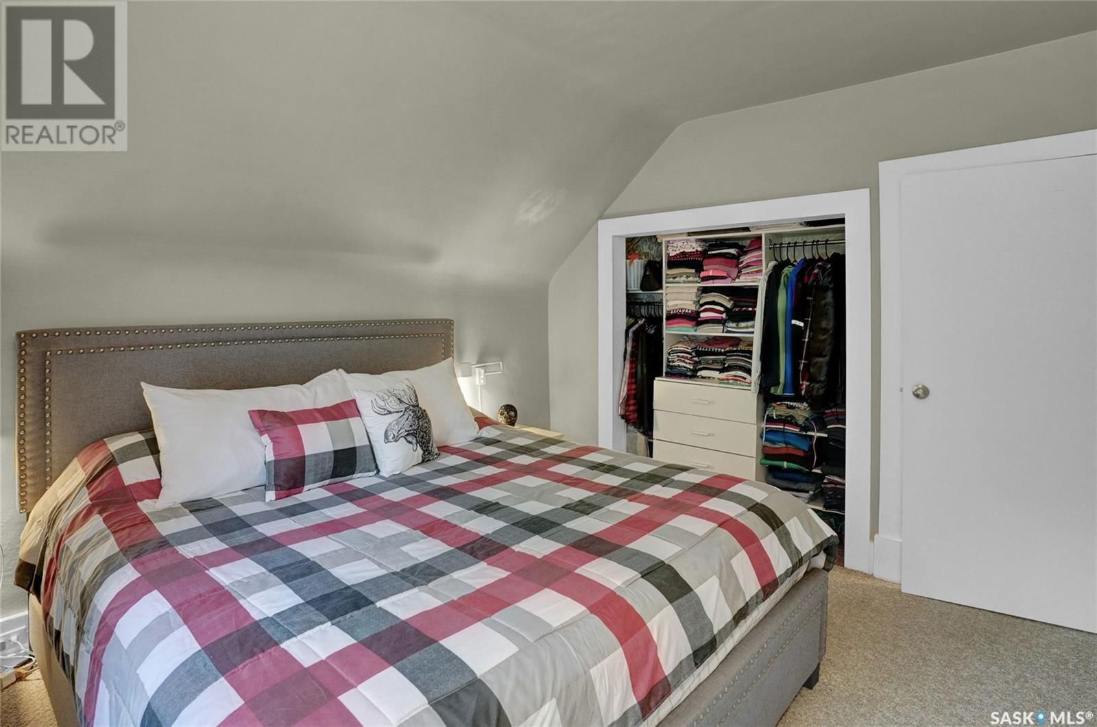 882 CONNAUGHT AVENUE Image 25