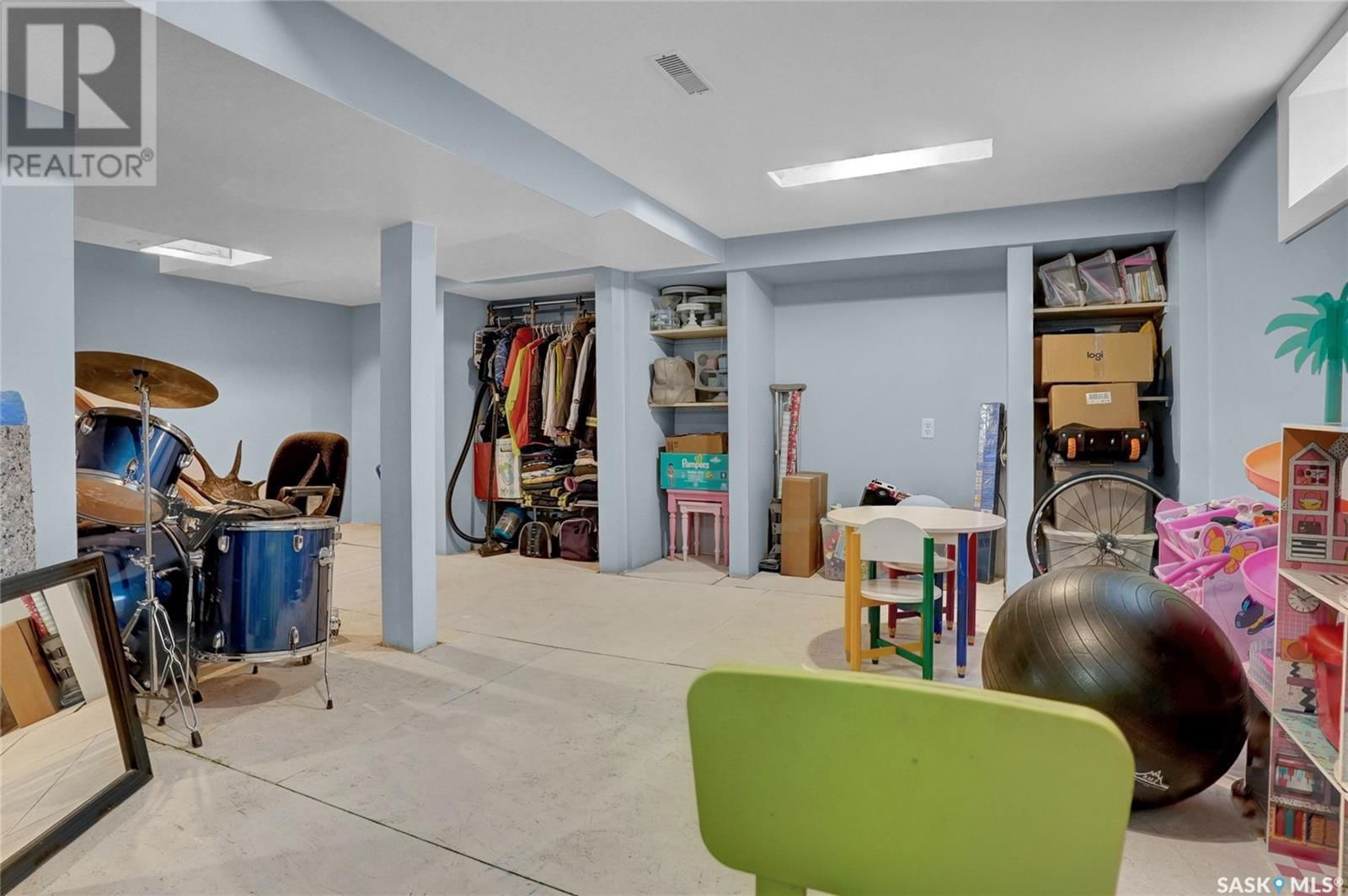 882 CONNAUGHT AVENUE Image 34