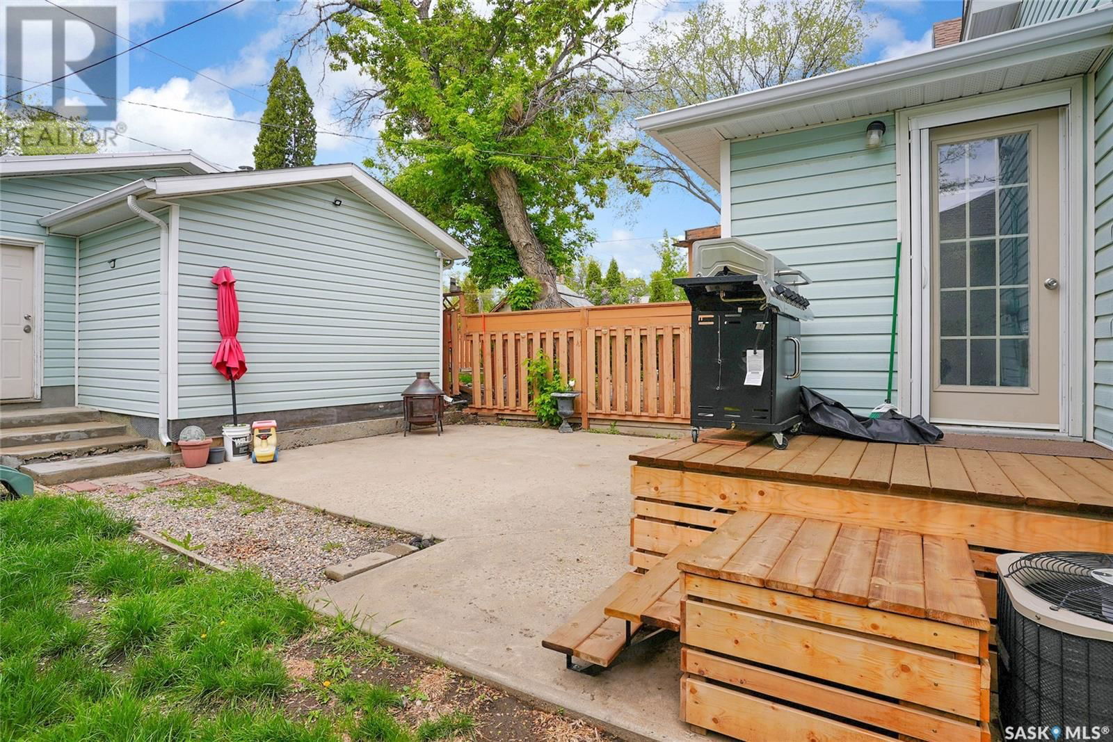 882 CONNAUGHT AVENUE Image 43