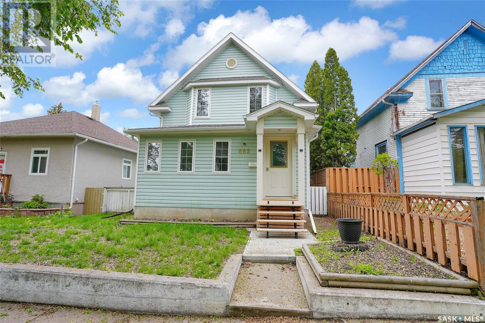 882 CONNAUGHT AVENUE Image 46