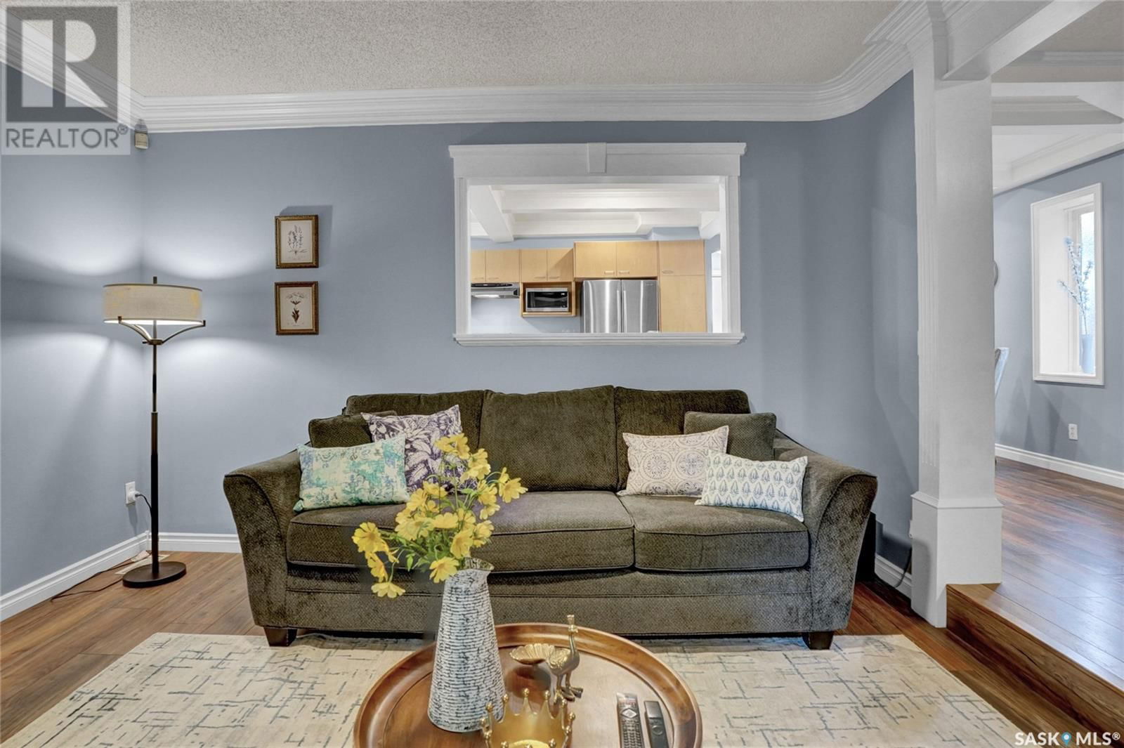 882 CONNAUGHT AVENUE Image 8