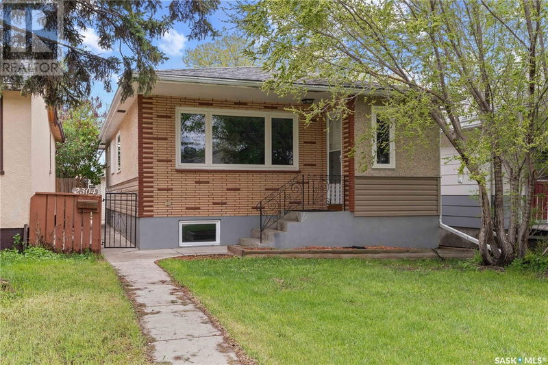 2304 Reynolds Street Regina, Saskatchewan