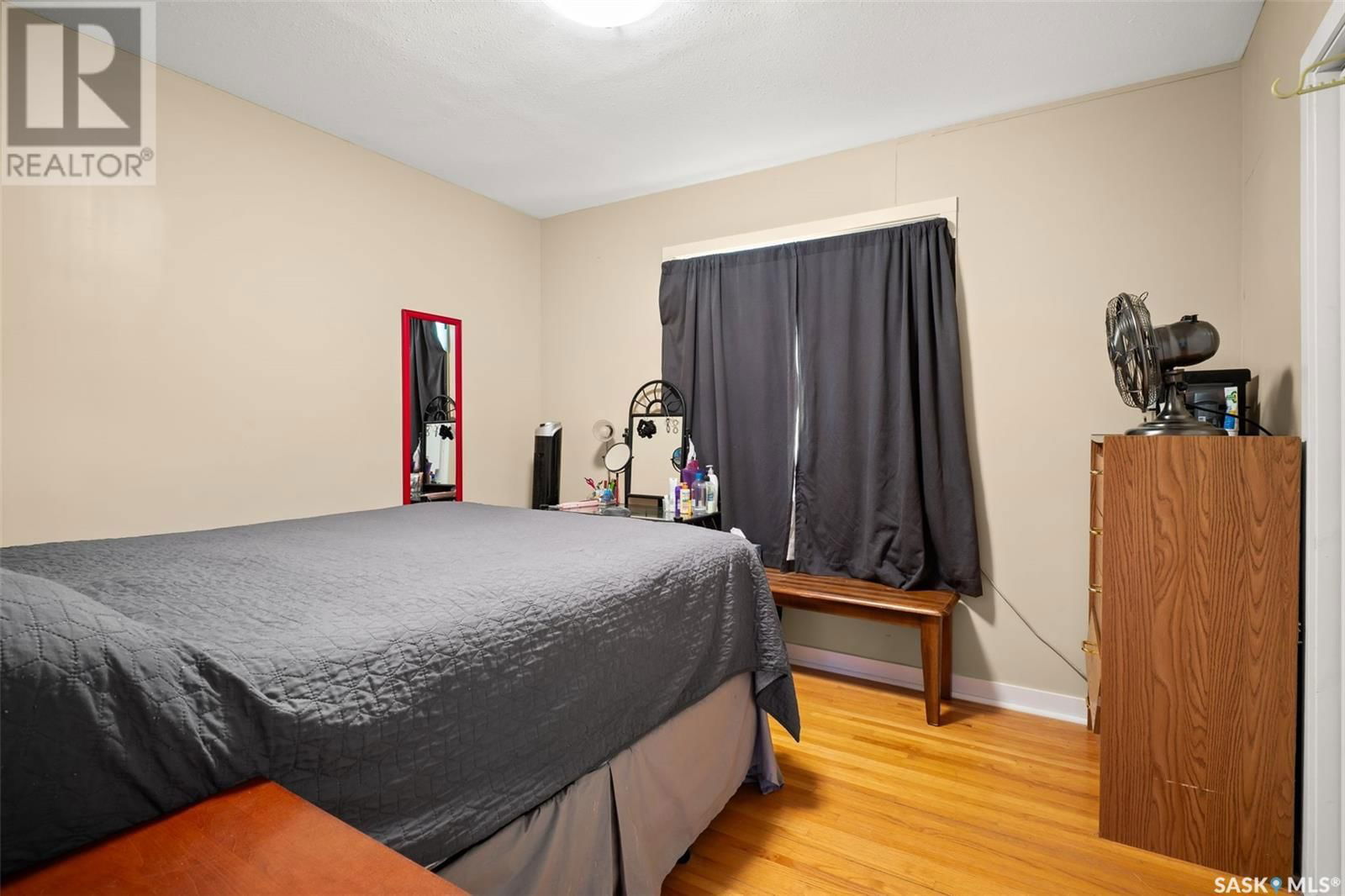 230 BROADWAY AVENUE Image 18