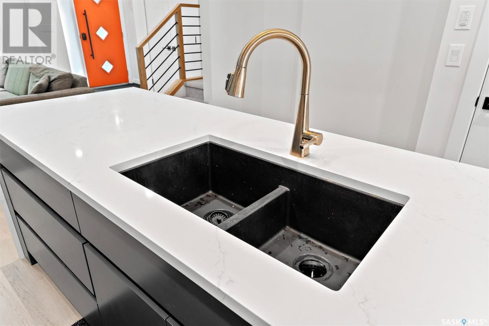 625 6TH STREET Image 10