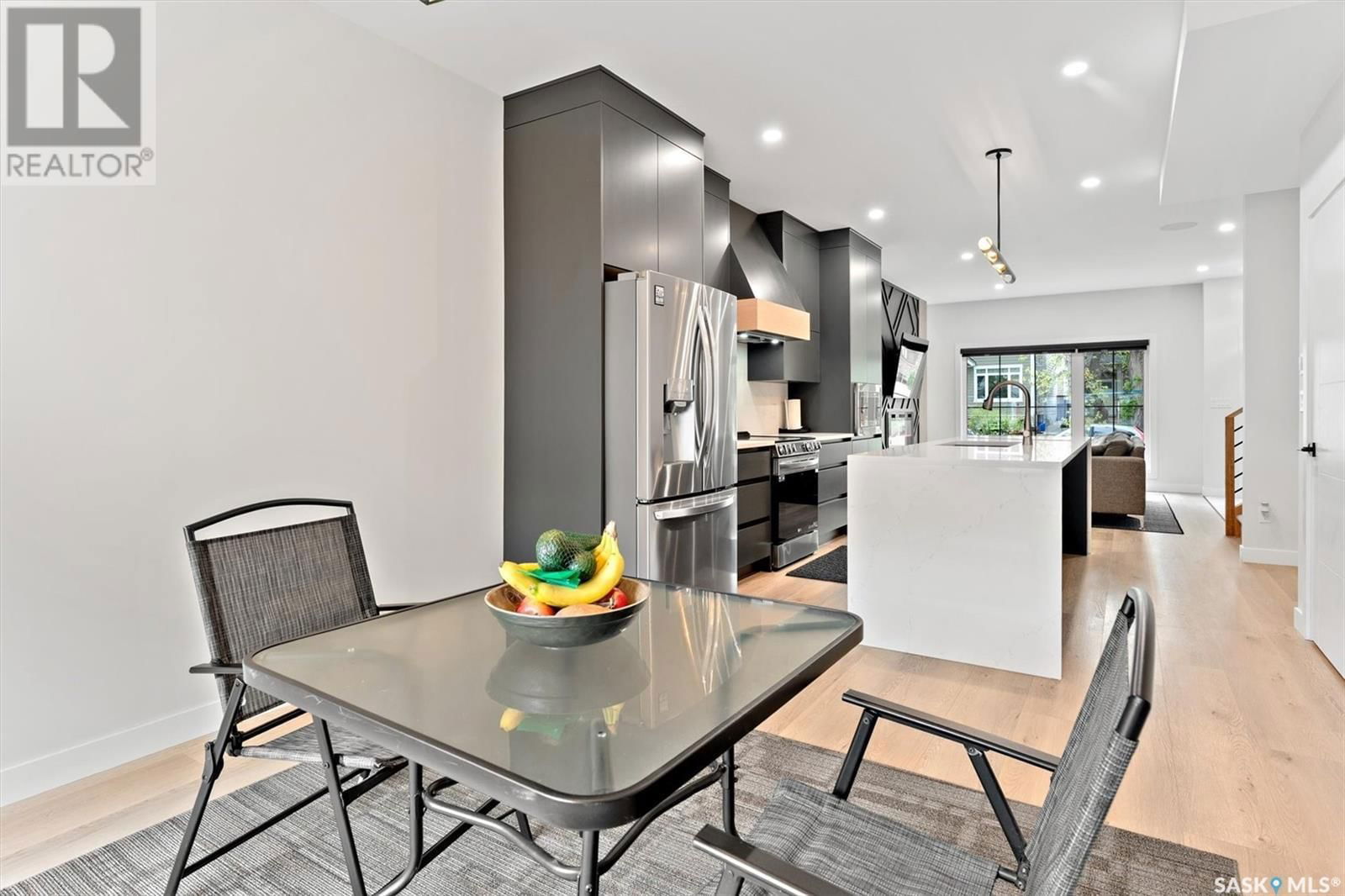 625 6TH STREET Image 12