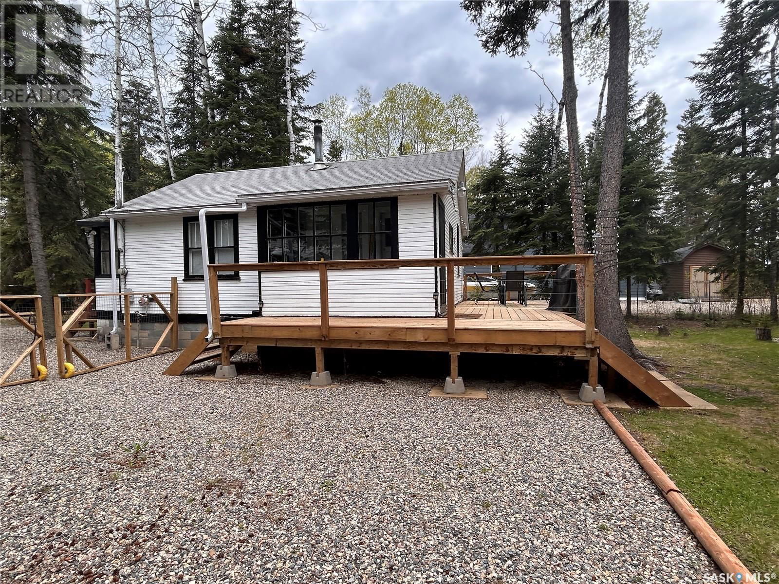 28 CHAMBERLAIN CRESCENT Image 3