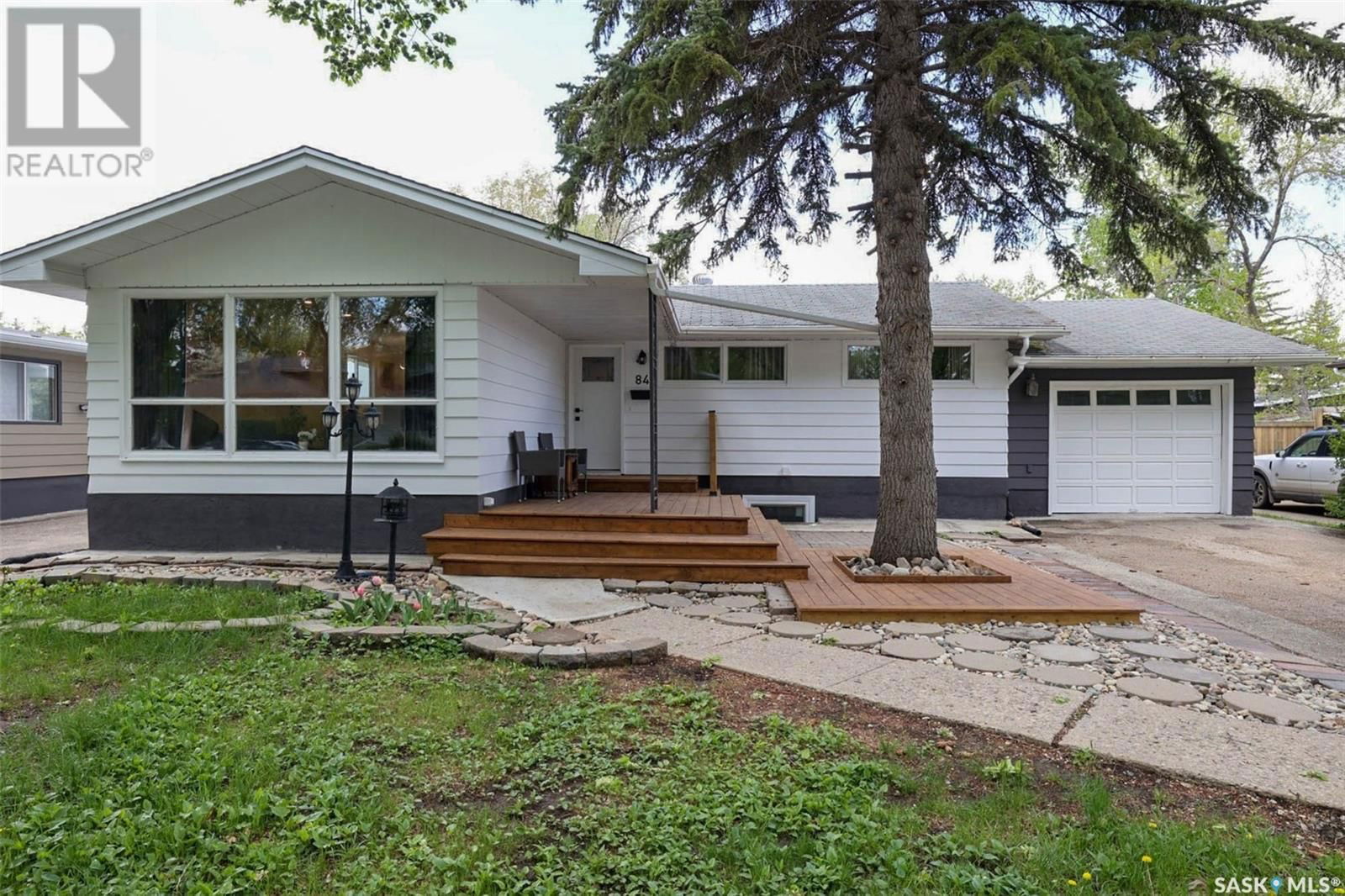 84 BELL STREET Image 1