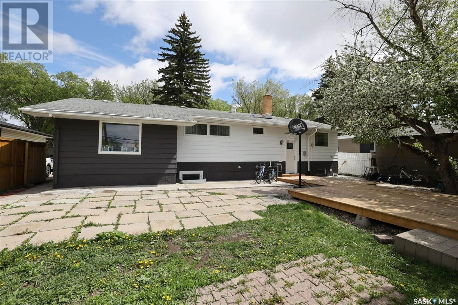 84 BELL STREET Image 3