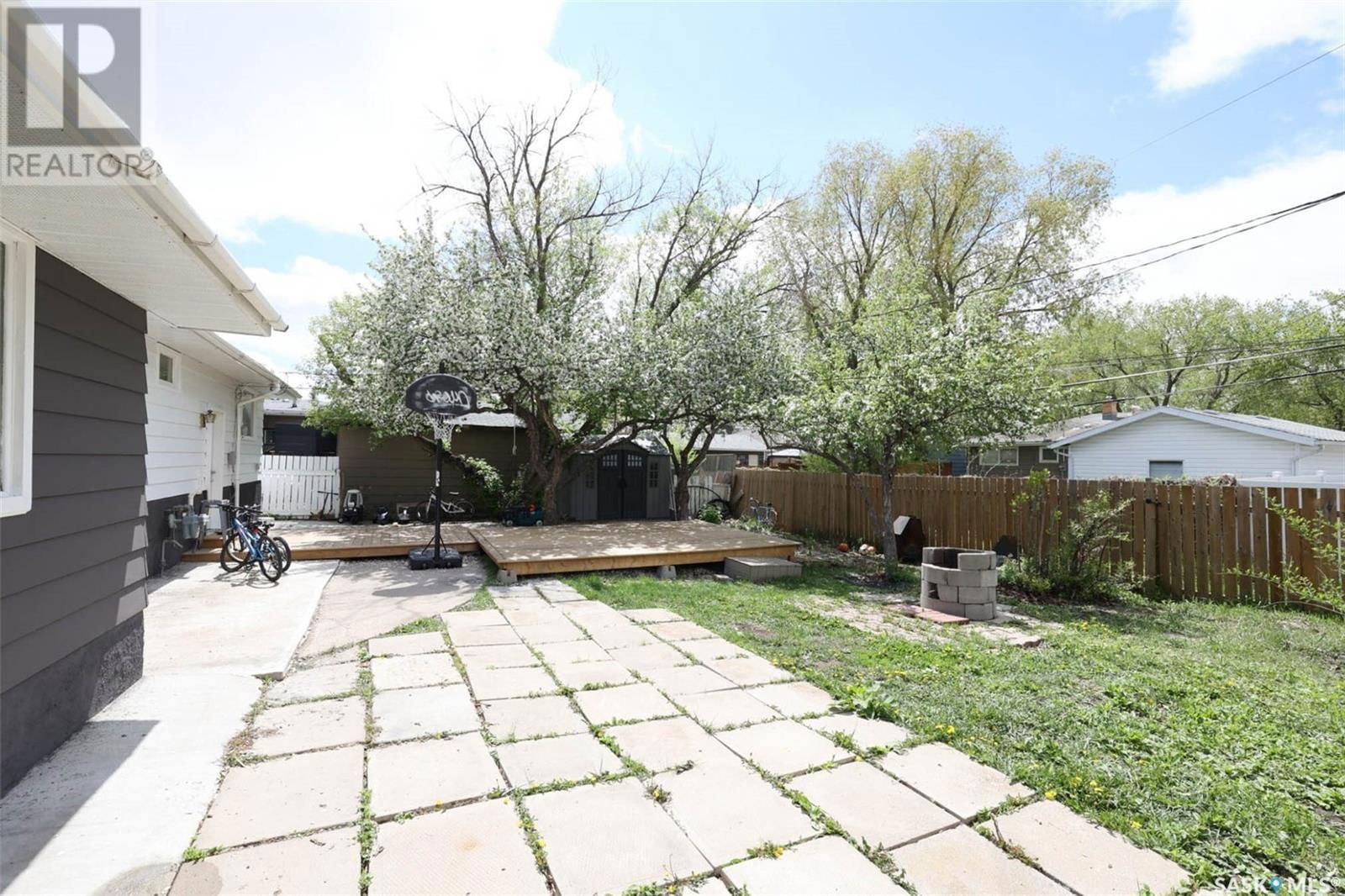 84 BELL STREET Image 34