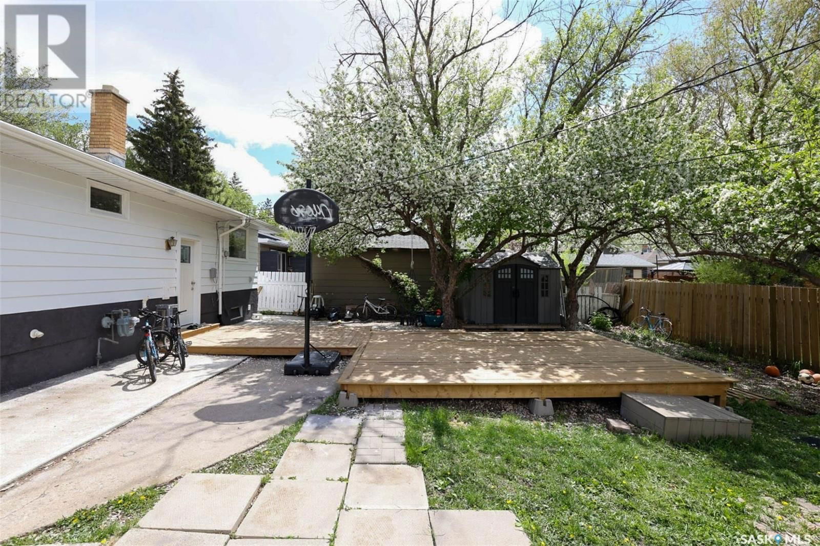 84 BELL STREET Image 35