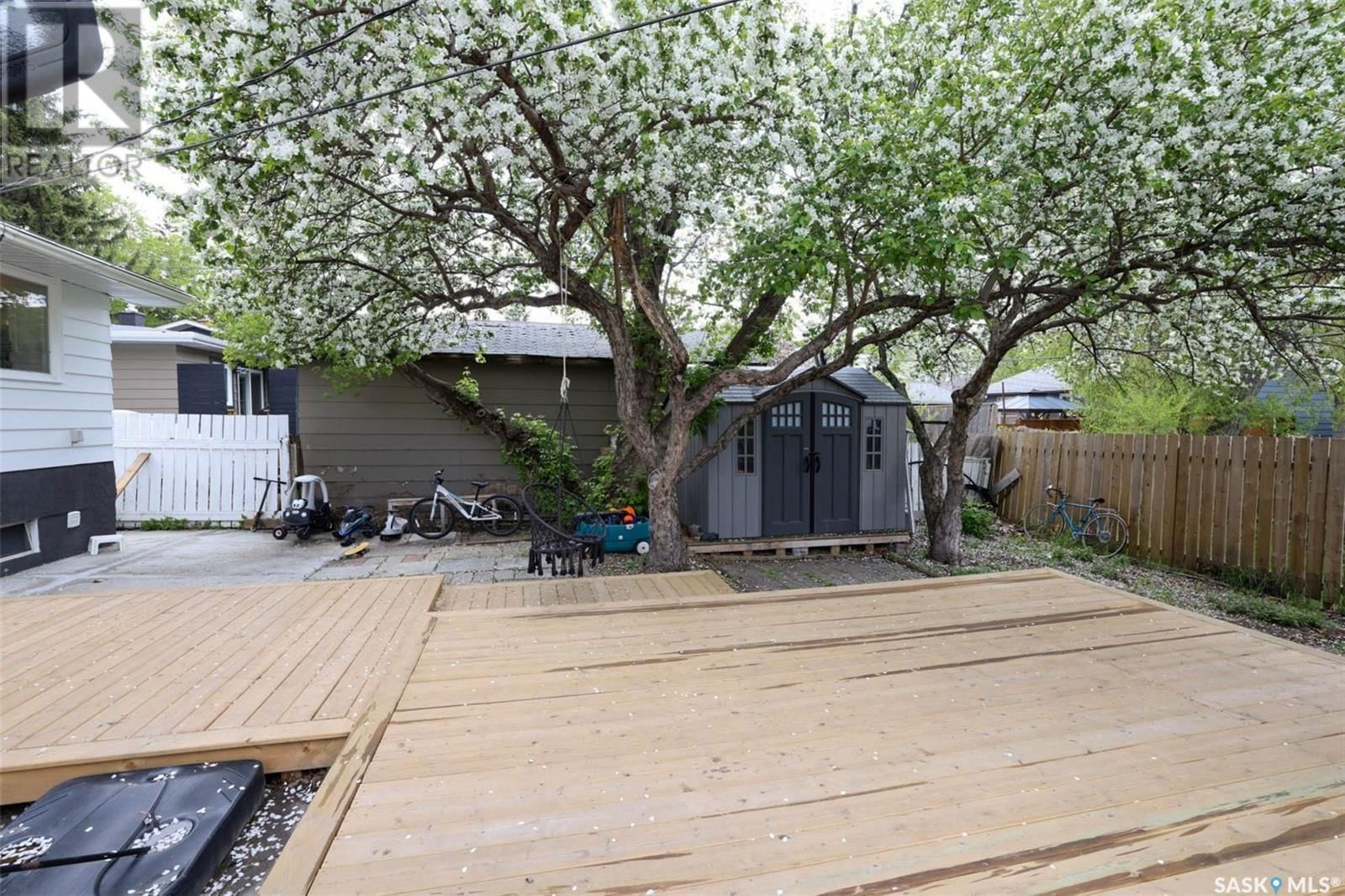 84 BELL STREET Image 37