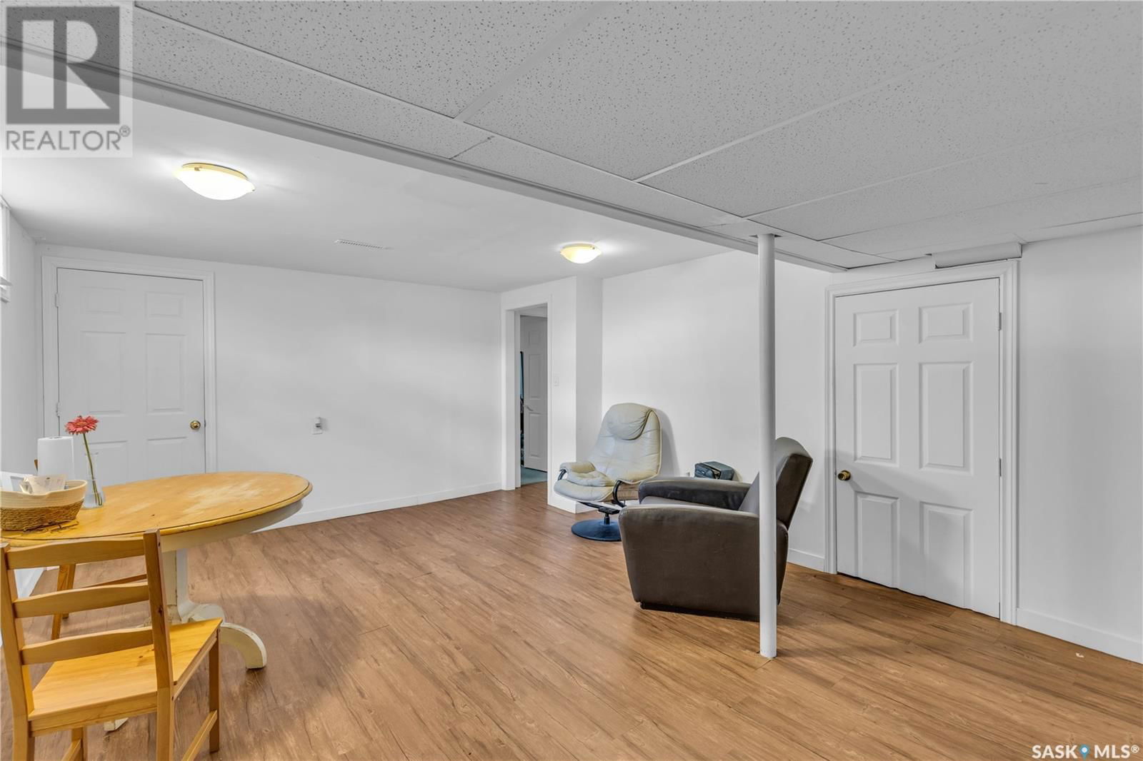 1308 PRESTON AVENUE Image 28