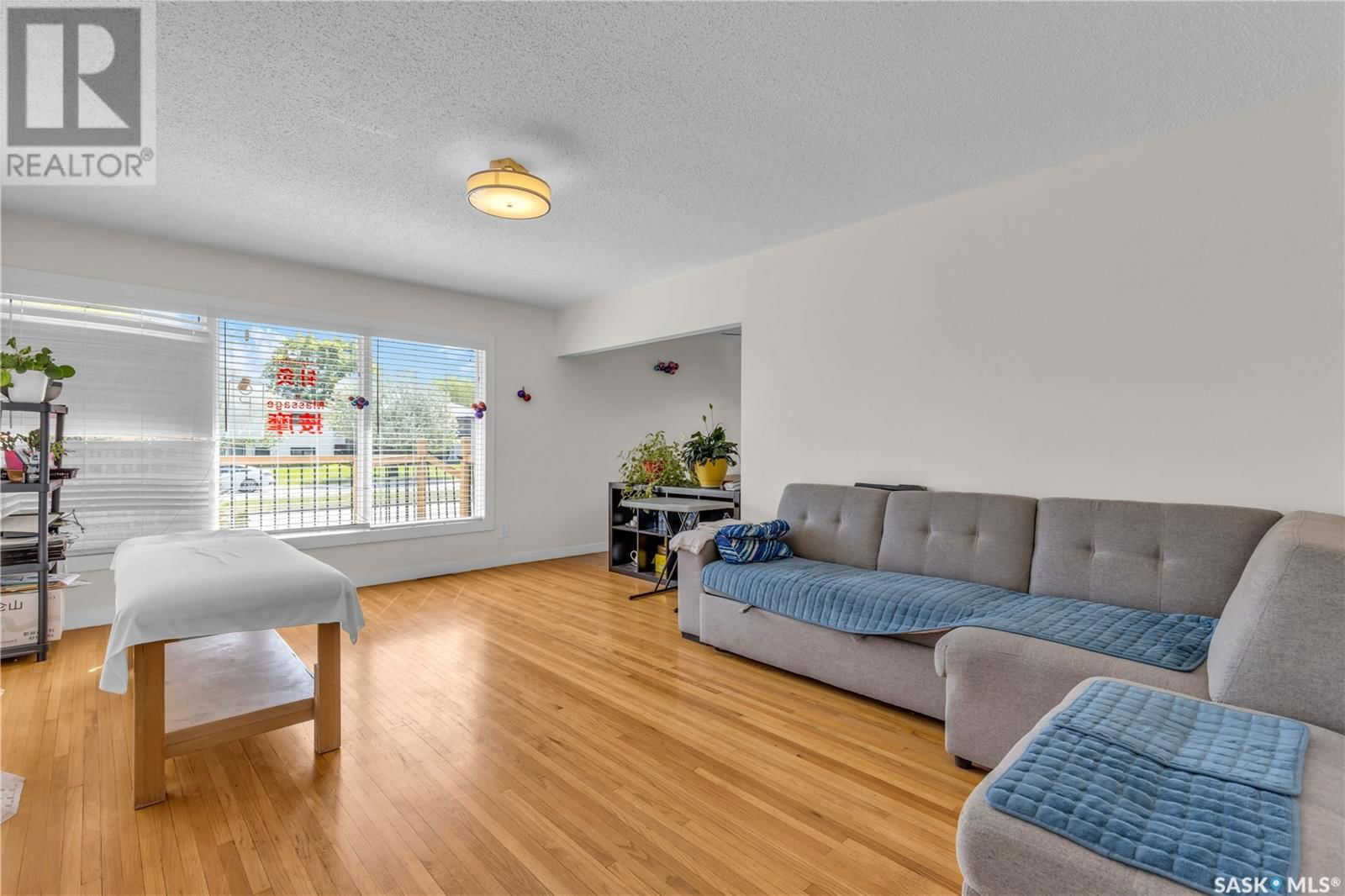 1308 PRESTON AVENUE Image 6