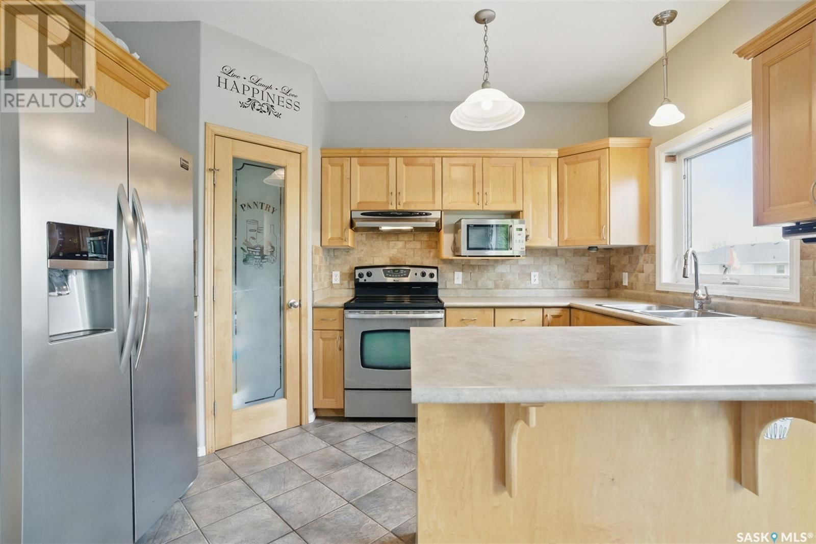 410 CRYSTAL CRESCENT Image 11