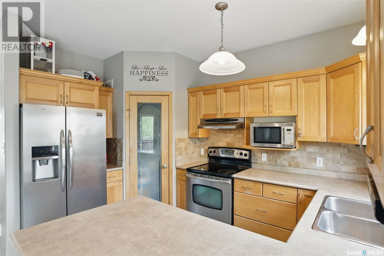 410 CRYSTAL CRESCENT Image 12