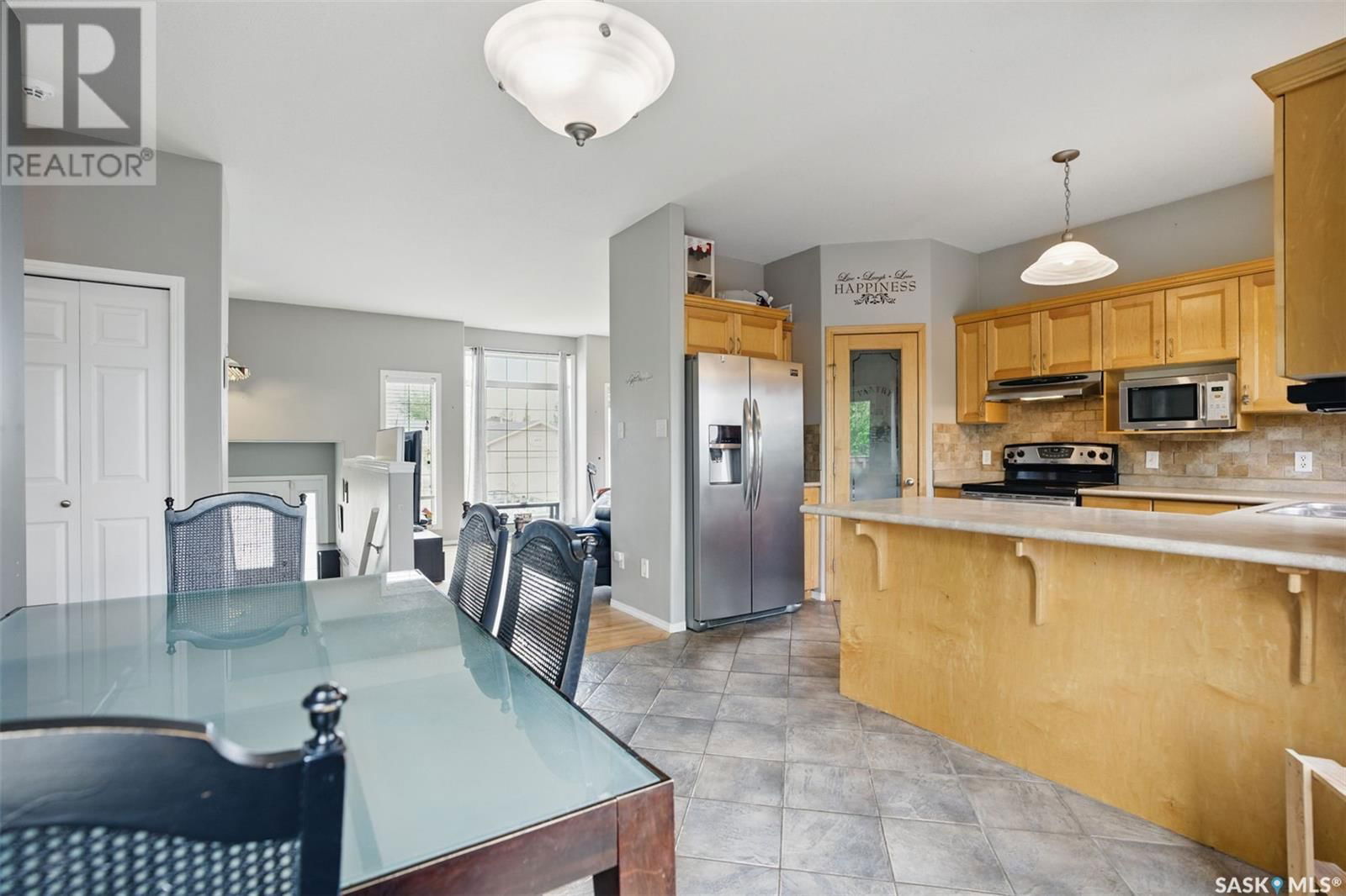 410 CRYSTAL CRESCENT Image 13