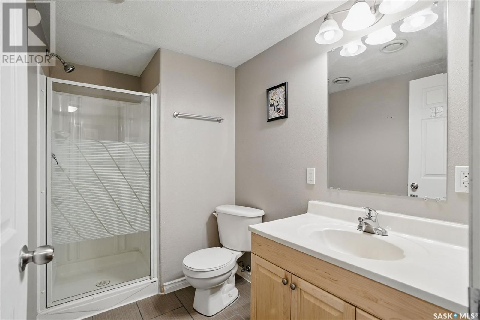 410 CRYSTAL CRESCENT Image 28