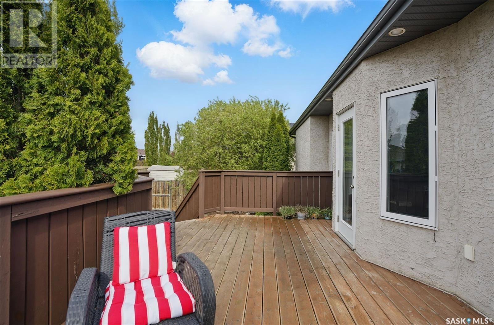 410 CRYSTAL CRESCENT Image 34