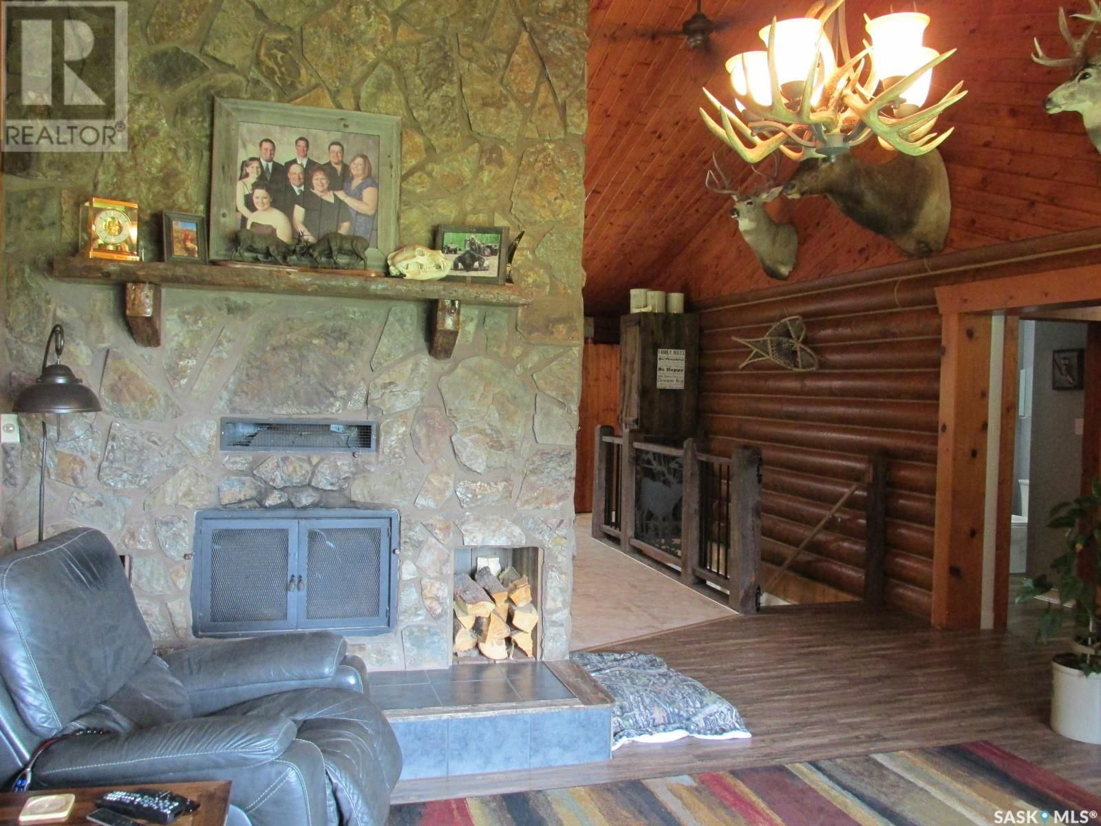 GARRICK LOG HOME ACREAGE Image 21