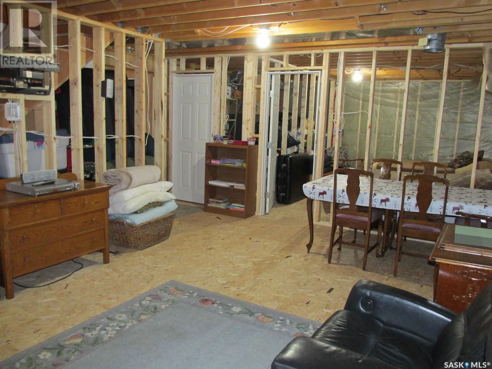 GARRICK LOG HOME ACREAGE Image 30