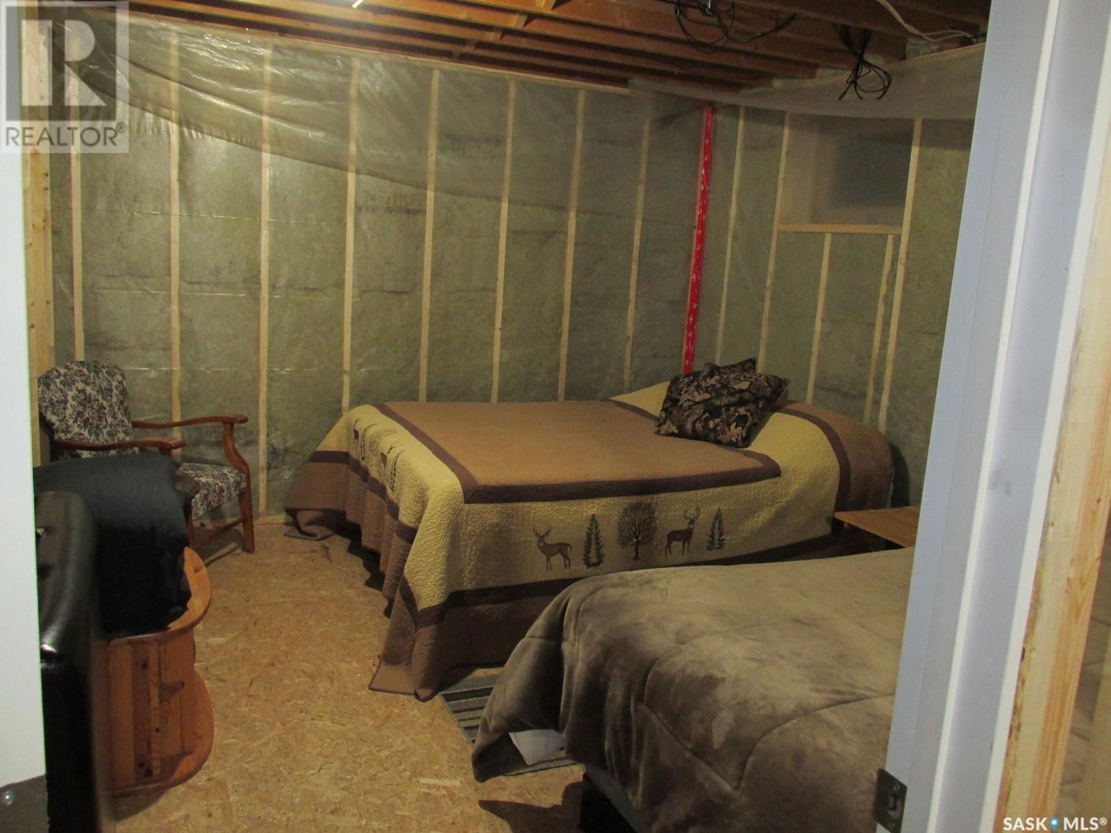 GARRICK LOG HOME ACREAGE Image 31