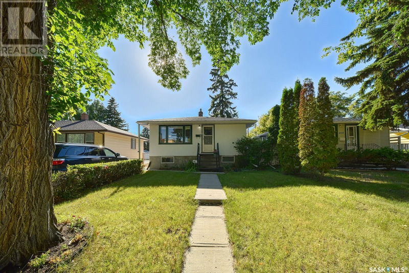 2516 Francis Street Regina, Saskatchewan
