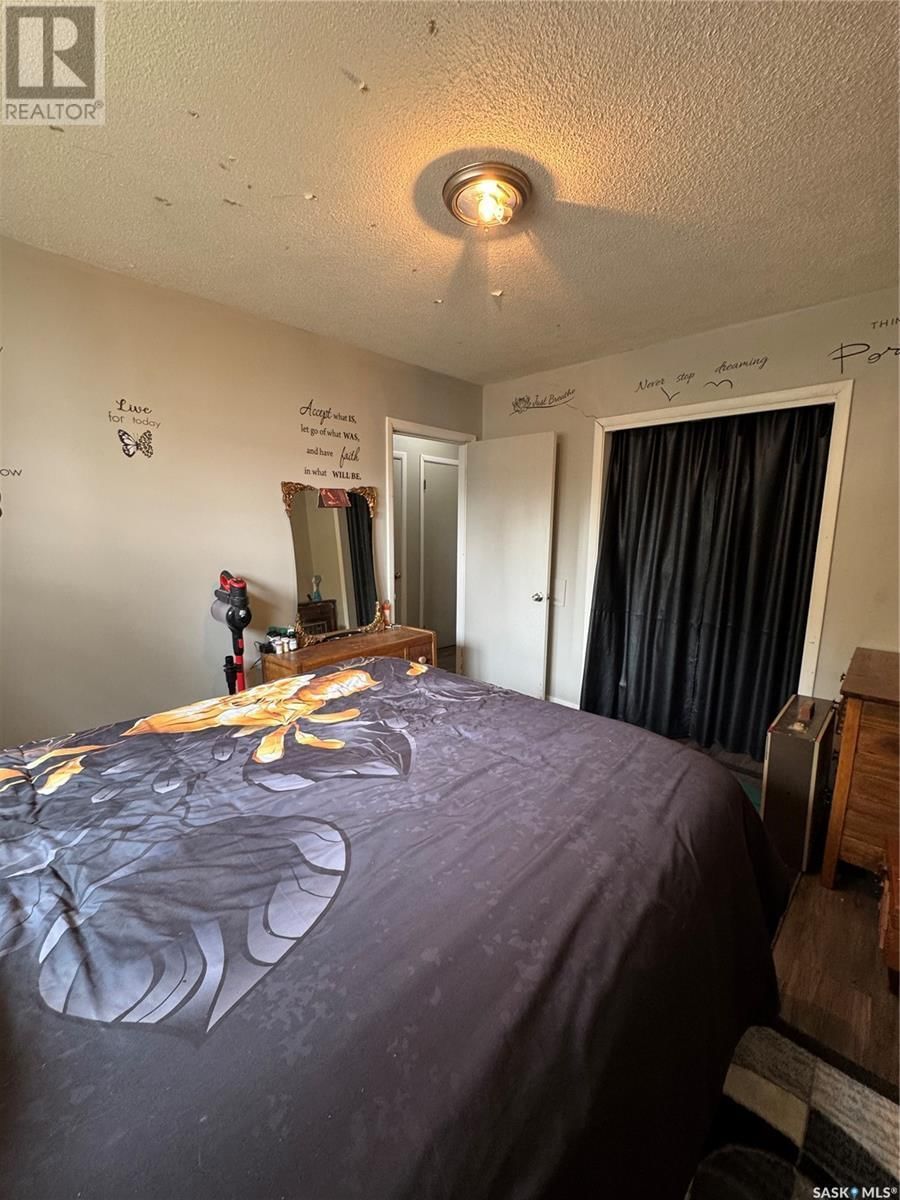2102-2104 ROTHWELL STREET Image 14