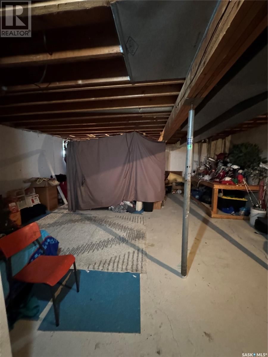 2102-2104 ROTHWELL STREET Image 18