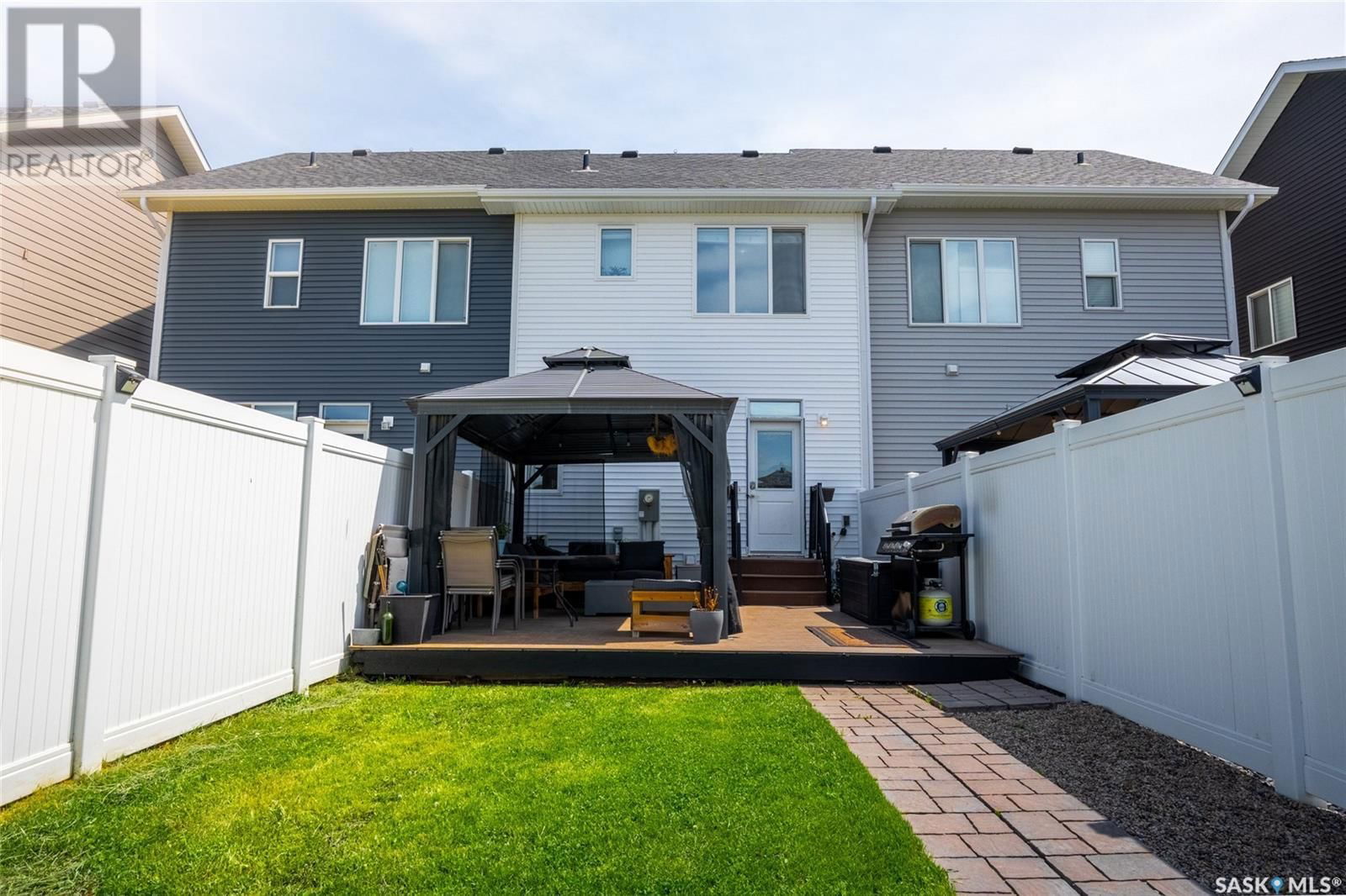 3226 CHUKA BOULEVARD Image 30