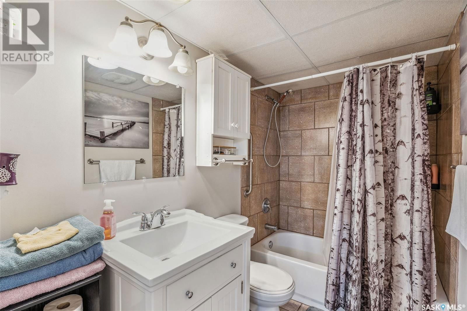 2 TELFER BAY Image 28