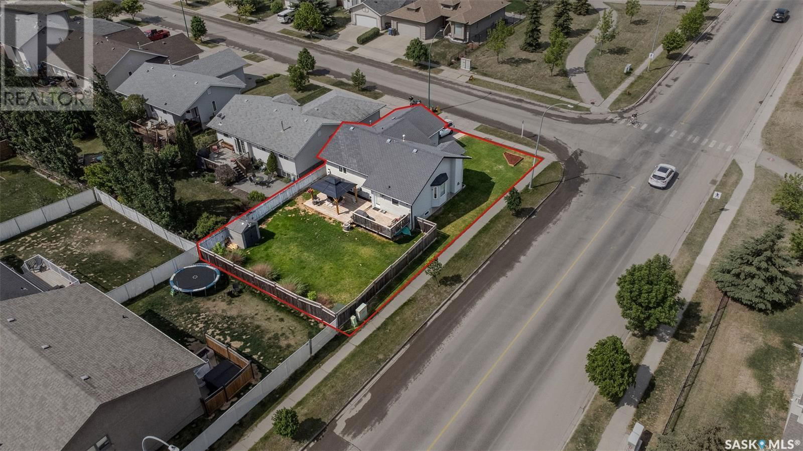 2 TELFER BAY Image 42