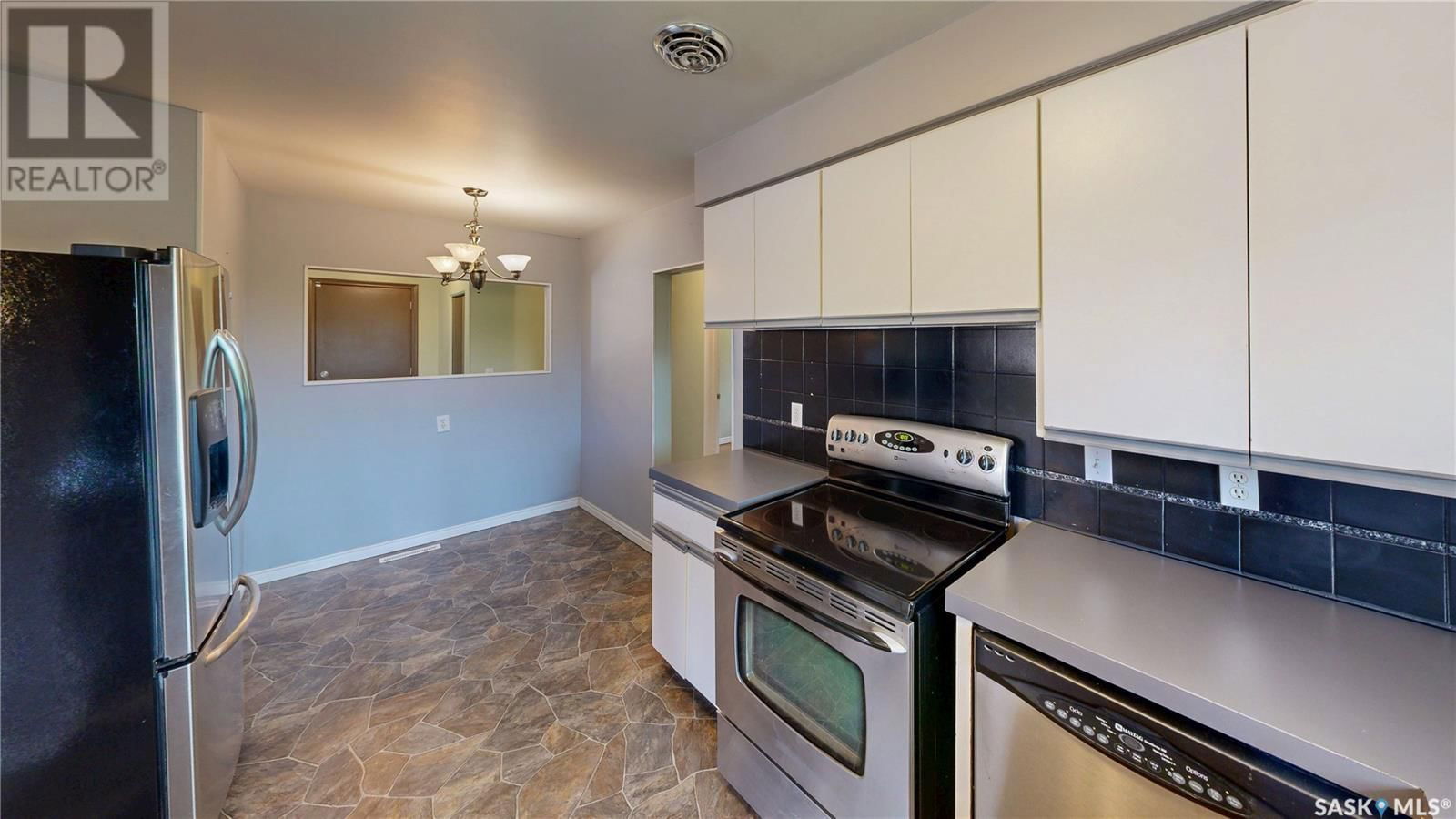 3209 PATRICIA AVENUE Image 11