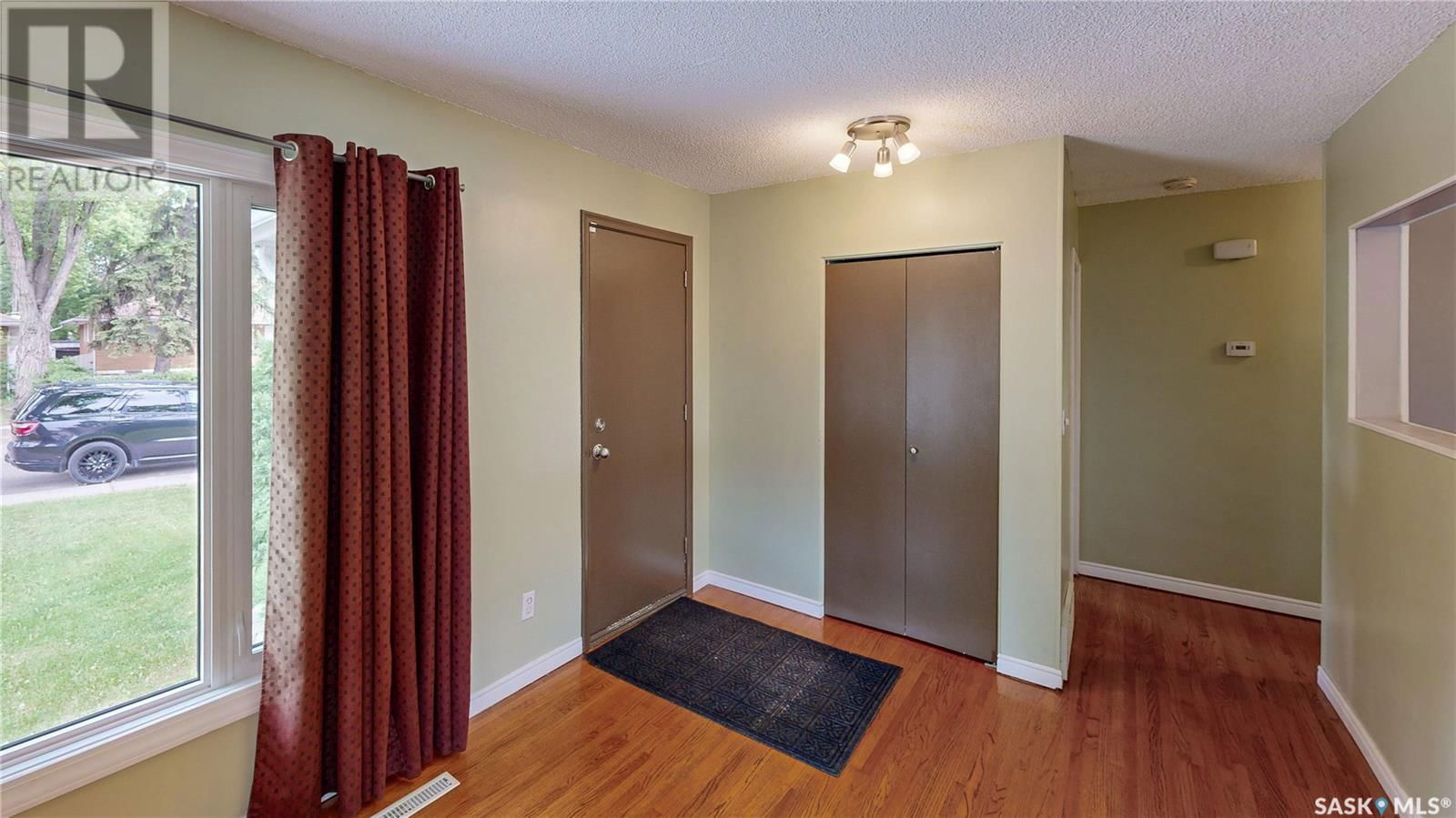 3209 PATRICIA AVENUE Image 2
