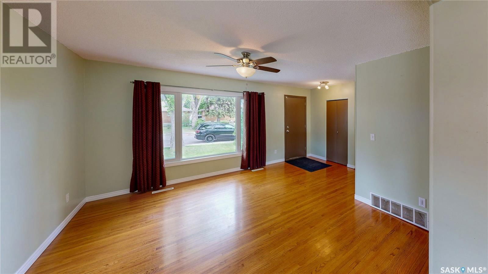 3209 PATRICIA AVENUE Image 3
