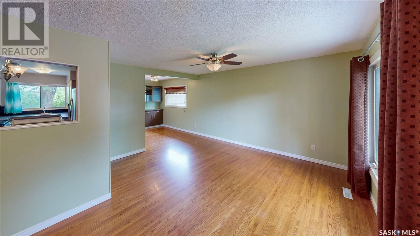 3209 PATRICIA AVENUE Image 4