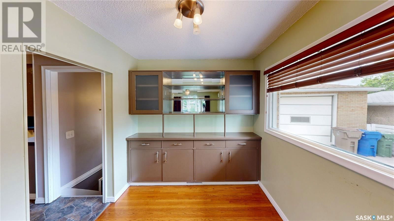 3209 PATRICIA AVENUE Image 6