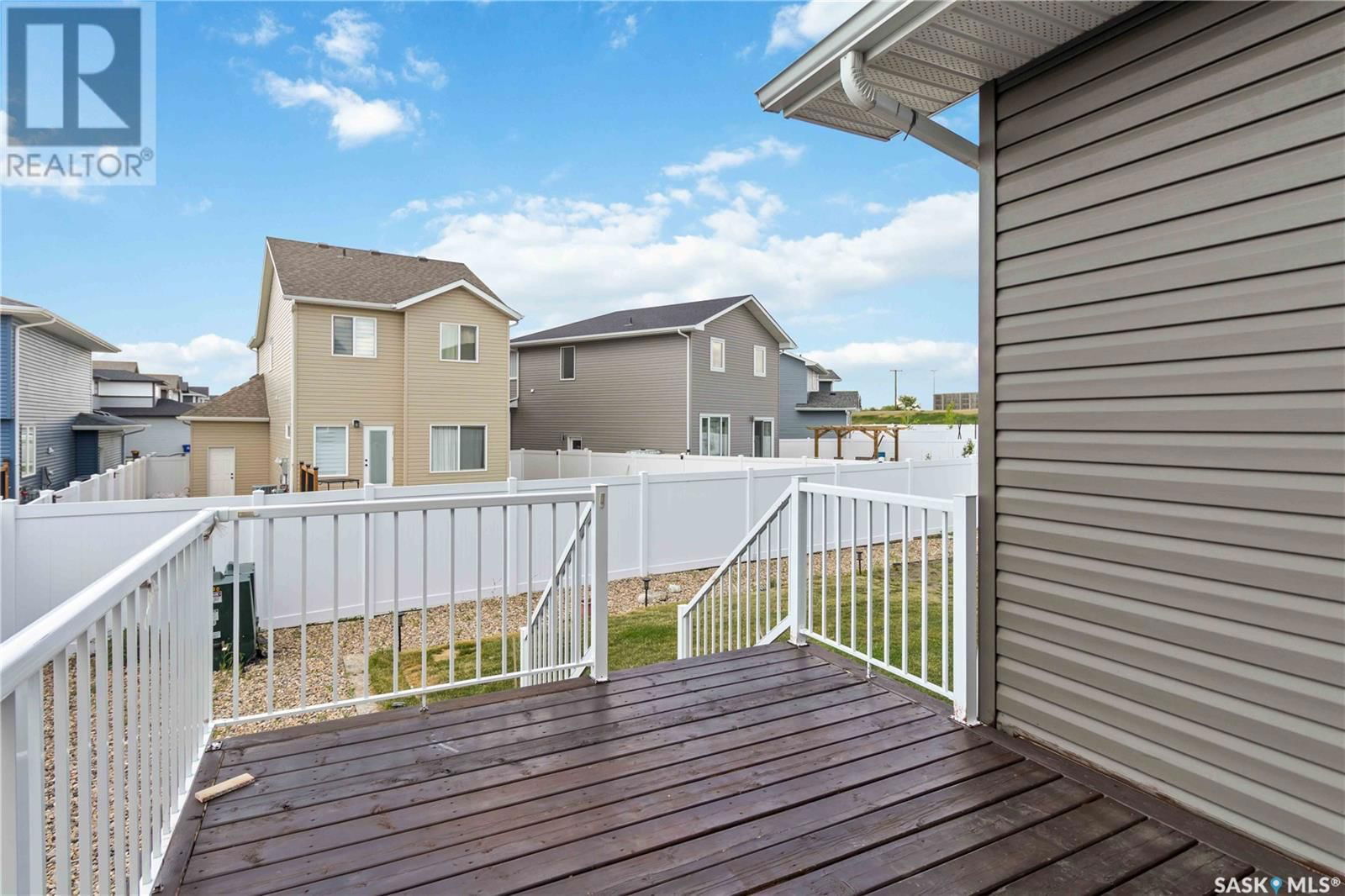 519 MCFAULL CRESCENT Image 45