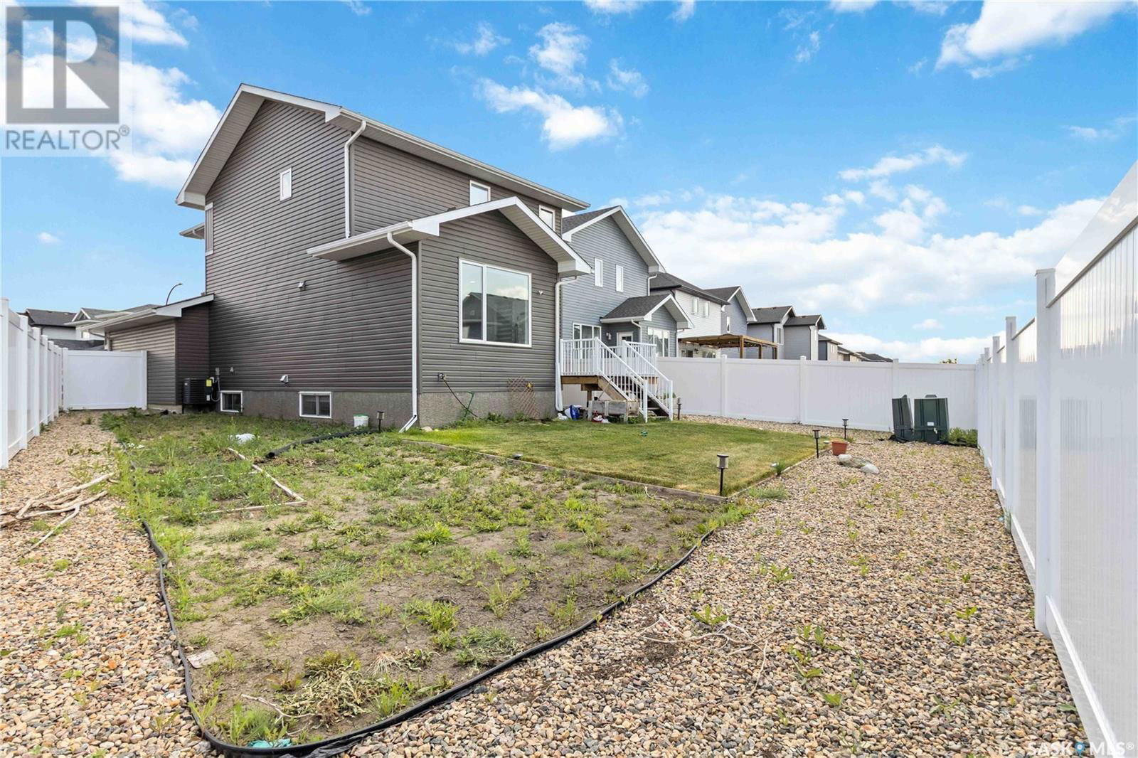 519 MCFAULL CRESCENT Image 49