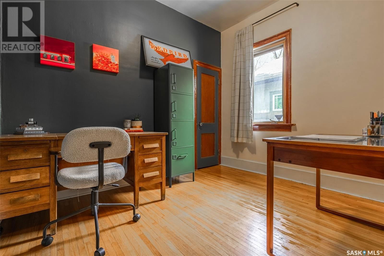 905 6TH AVENUE Image 29