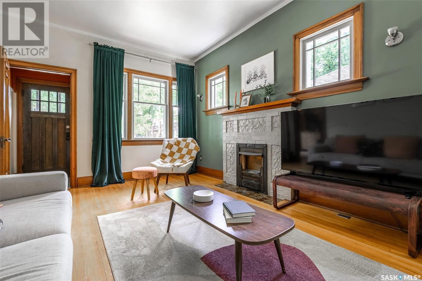 905 6TH AVENUE Image 3