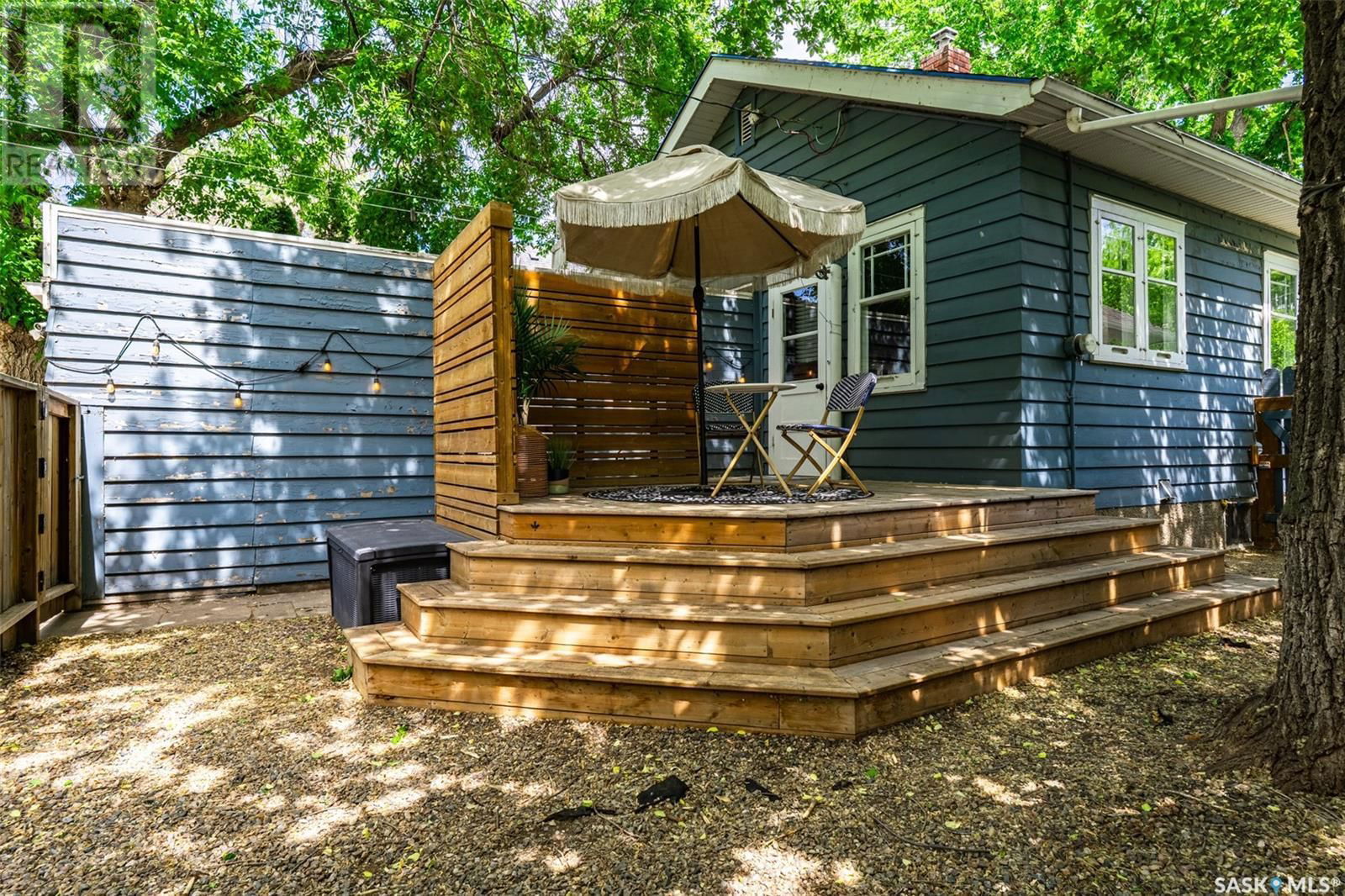905 6TH AVENUE Image 36