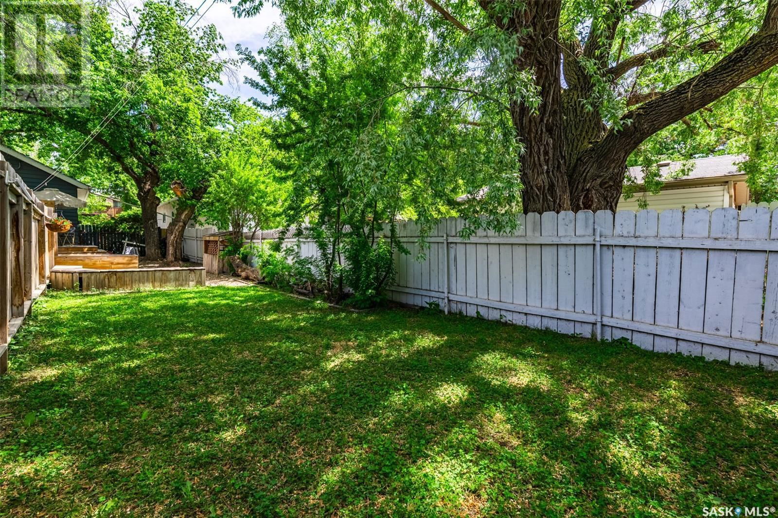 905 6TH AVENUE Image 39