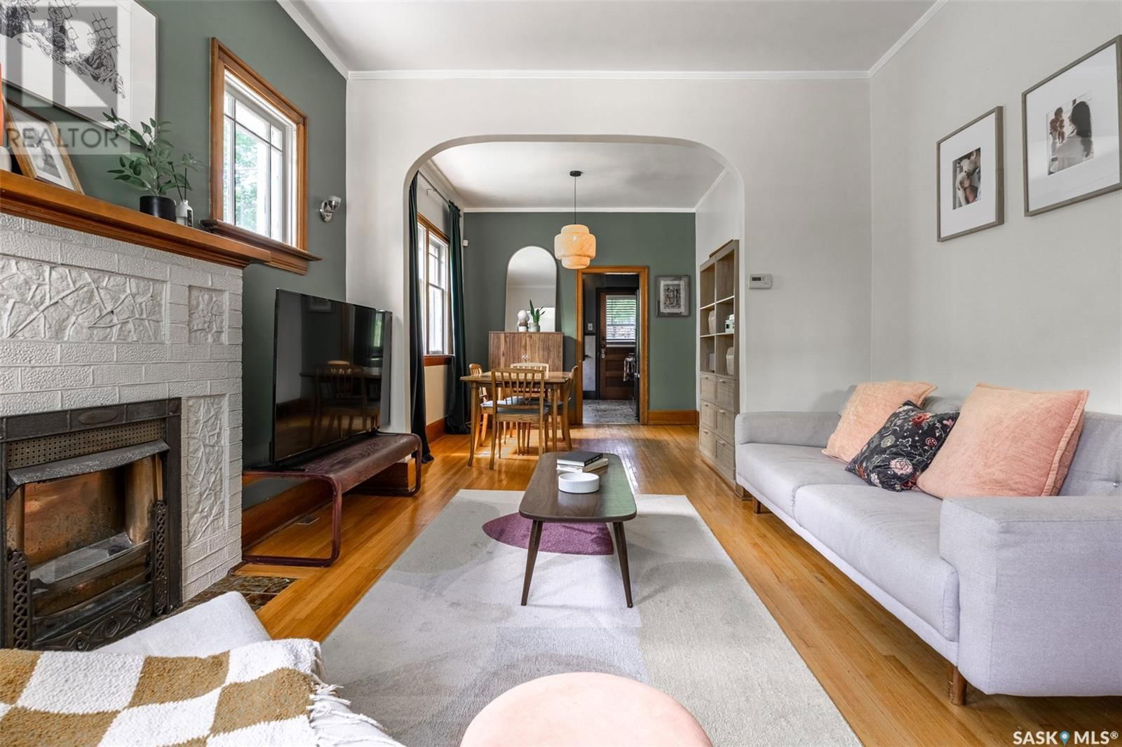 905 6TH AVENUE Image 4