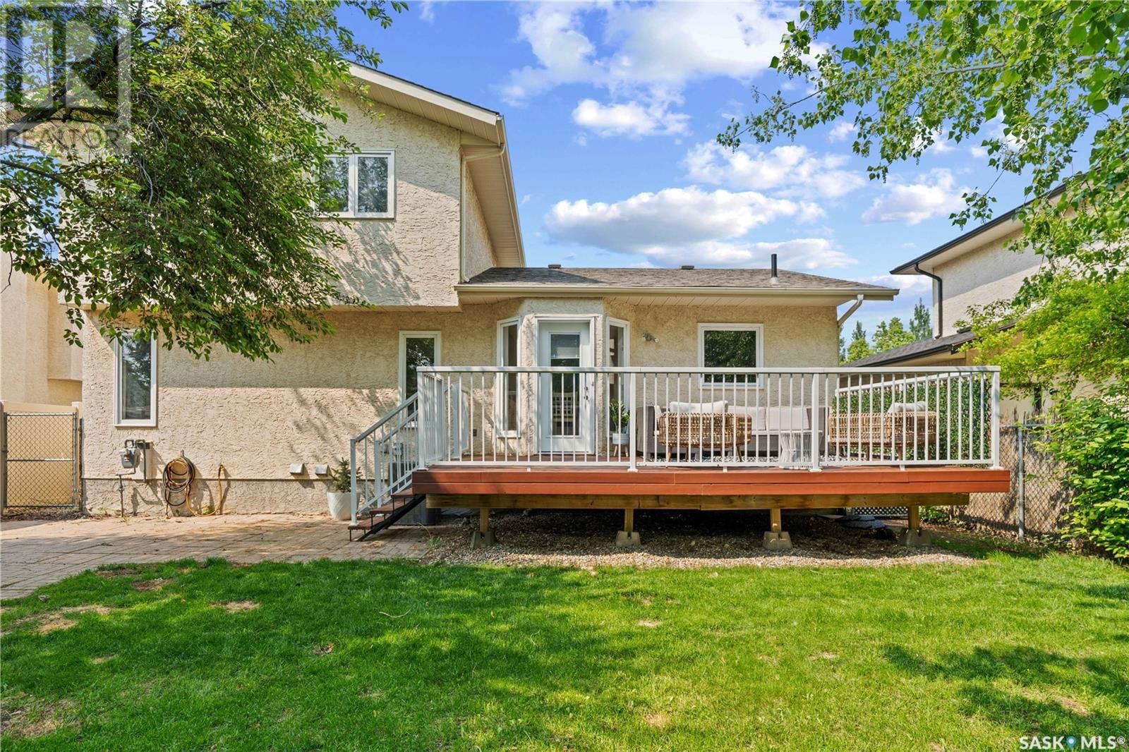 6747 MAPLECREST PLACE Image 40