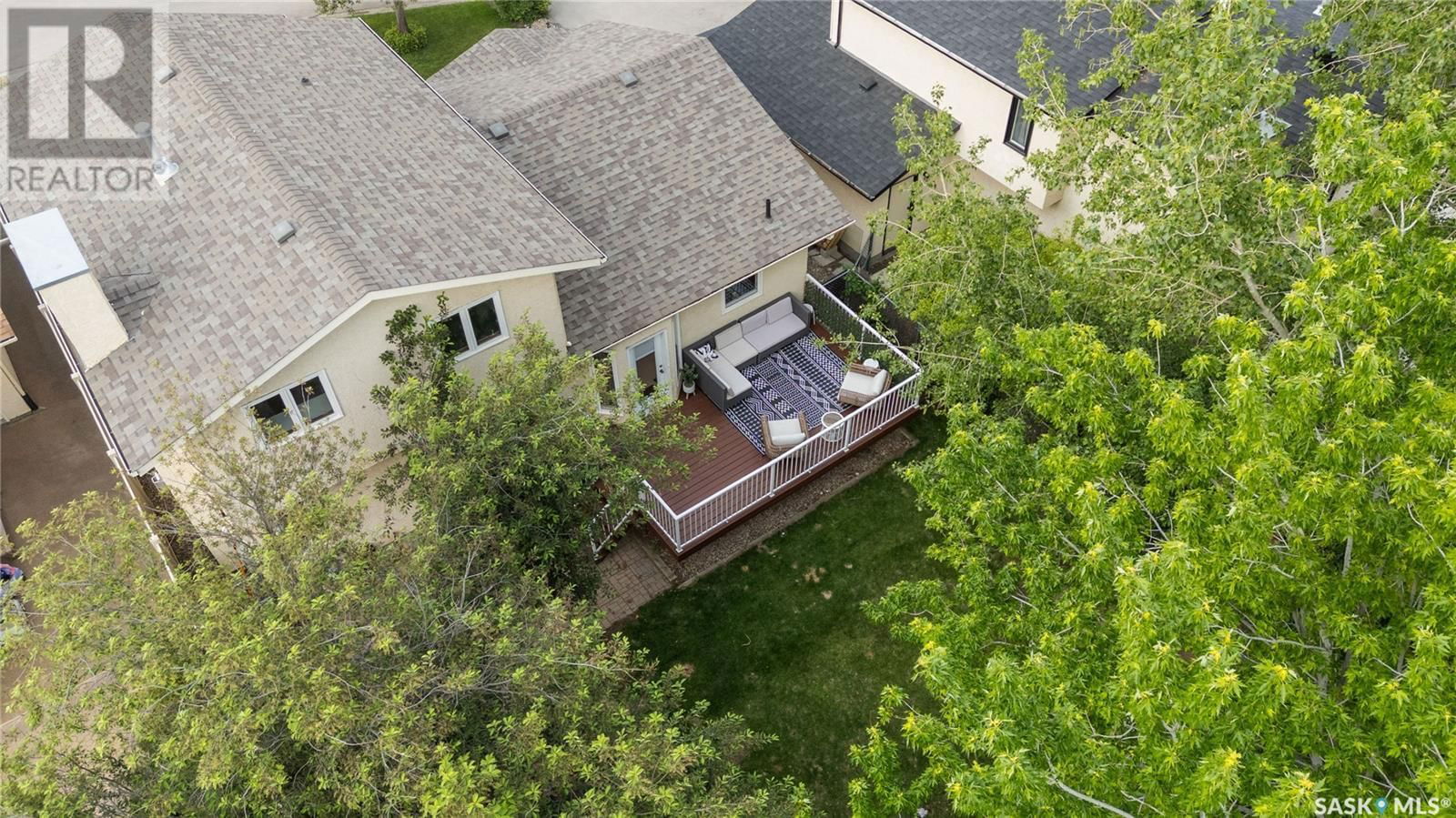 6747 MAPLECREST PLACE Image 41