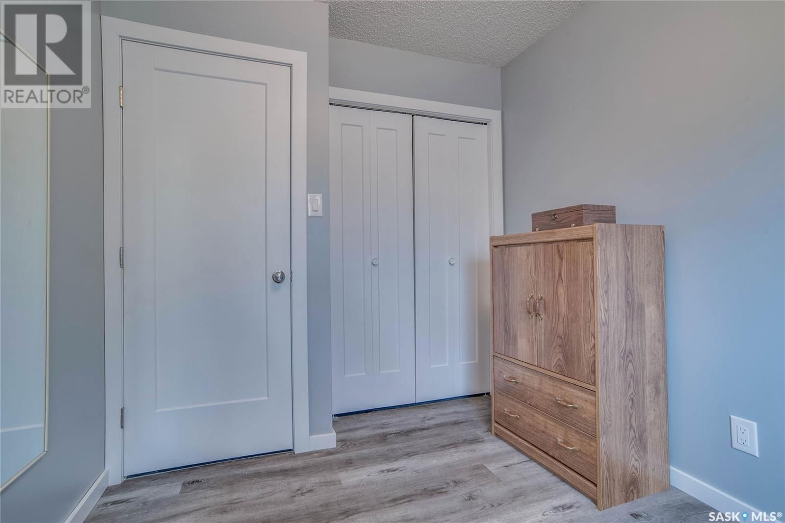 306 HASLAM CRESCENT Image 21