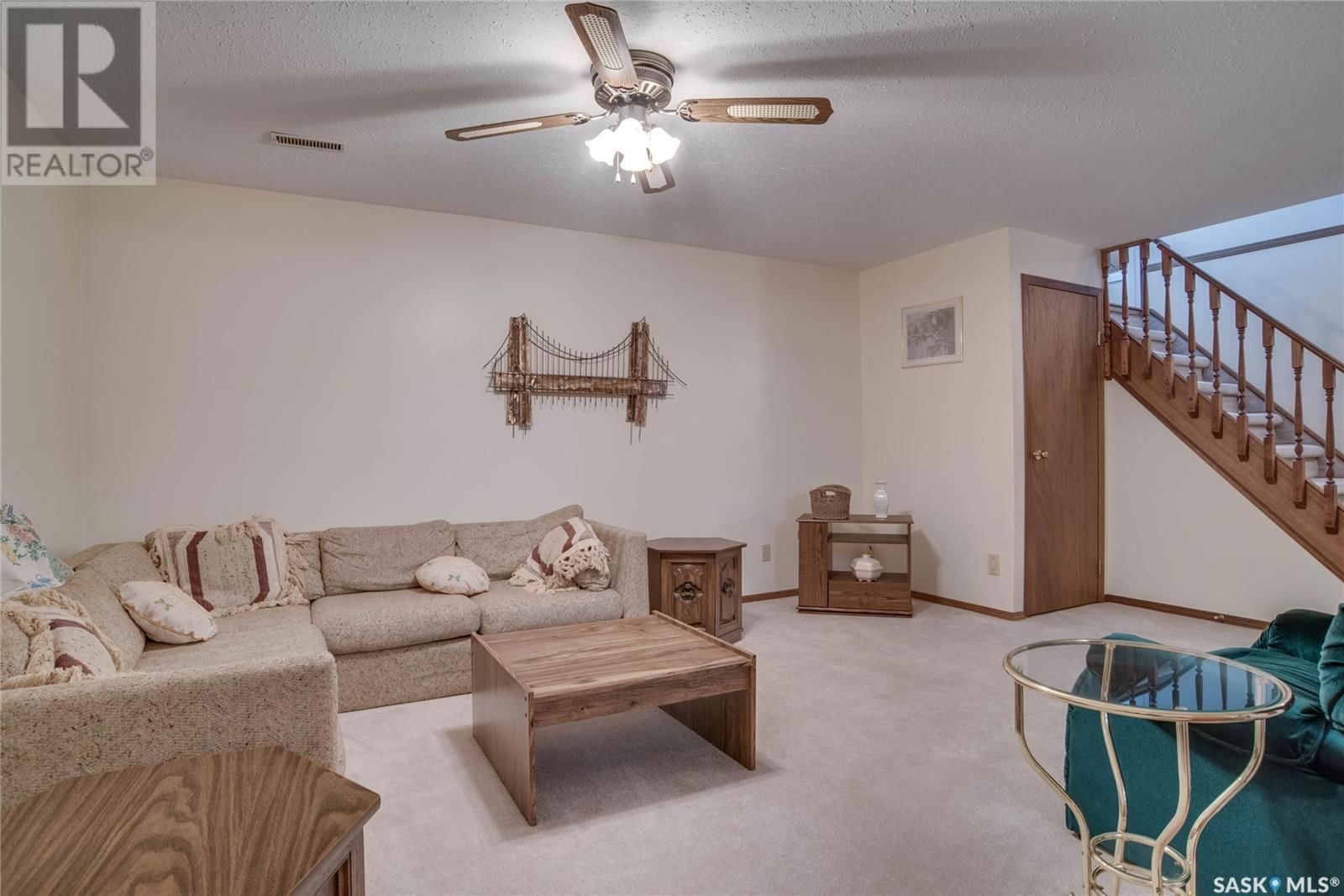 306 HASLAM CRESCENT Image 24
